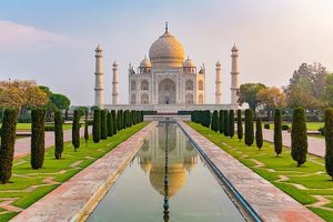 Taj Mahal Tour From Delhi by AC Car