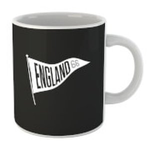By Iwoot England pennant mug