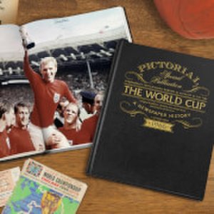 Signature Gifts Football world cup 1966 pictorial edition