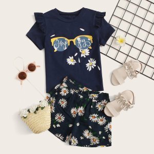 Shein Toddler girl daisy & letter graphic ruffle trim tee & shorts
