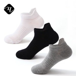 bulk wholesale cheap breathable plain low cut thick winter sports mens athletic running socks