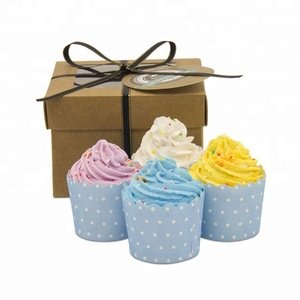 Luxury 100% Natural Handmade Cupcake Vegan Kids Essential Oil Coconut fizzy bath bombs packaging gift set
