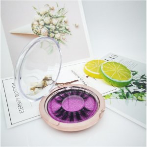 winkie blink faux mink silk lashes in eyelash package box with logo by eyelash vendors