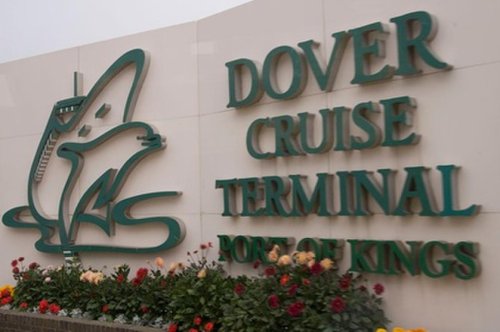 Ec Minibus Dover cruise terminals to heathrow airport private arrival transfer