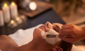 Soin du visage avec masque spécifique et gommage, option massage dès 24,90 € chez Seconde Vie