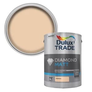 Dulux Trade Diamond Magnolia Matt Emulsion Paint 5L