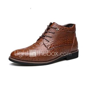 Lightinthebox Hombre botas confort botas de moda cuero otoño invierno casual paseo confort botas de moda con cordón tacón bajo negro marrónmenos de 2'5
