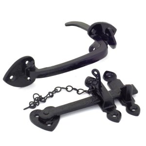 From The Anvil Thumb latch set with chain