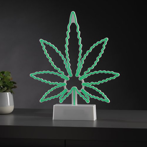 #winning Marijuana neon light in green