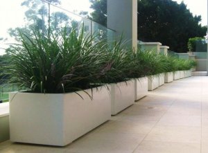 Idealist Metal Florida outdoor aluminum trough white planter w50 h60 l120 cm, 360 ltrs cap.