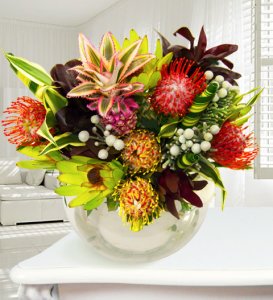 Prestige Flowers Haute florist flower subscription - luxury flower subscription - 3 months, 6 months, 12 month flower subscription