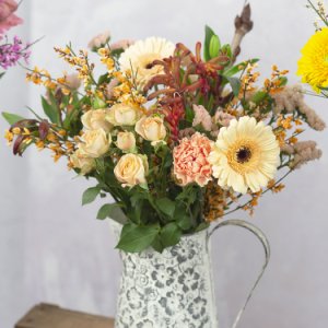 Bunches Florist's choice chic