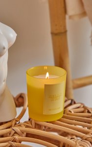 Relax Hun Lemon Scented Candle, Yellow
