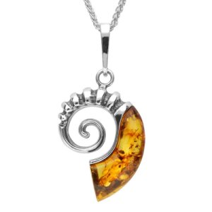 C W Sellors Sterling silver amber small shell necklace