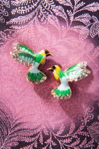 Topvintage Boutique Collection 50s like a bird stud earrings in green and gold